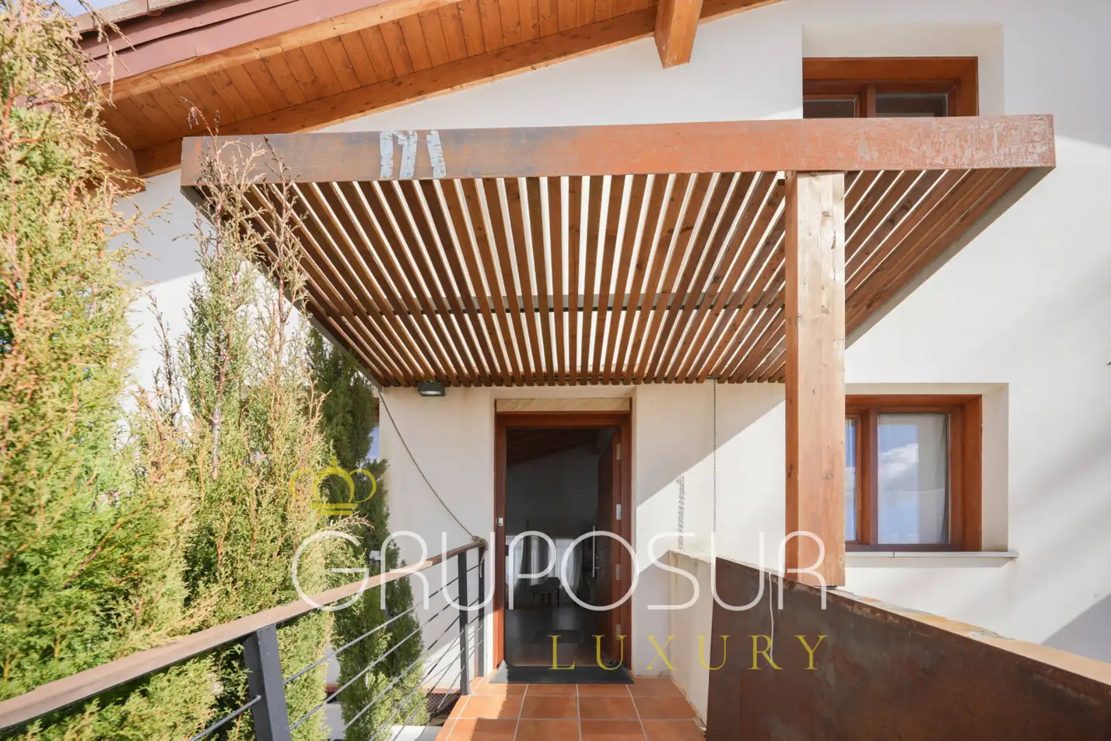 Terrasse von Einfamilien-Reihenhaus zum Verkauf in Valladolid mit Klimaanlage, Heizung und Terrasse