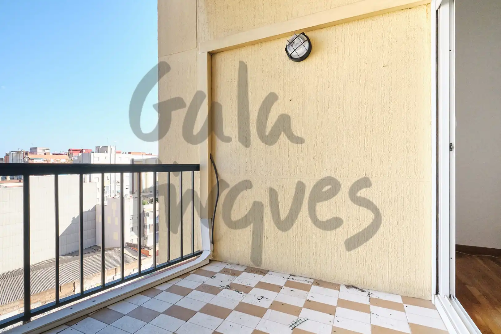 Balcony of Flat for sale in Barcelona  with Air Conditioner and Balcony