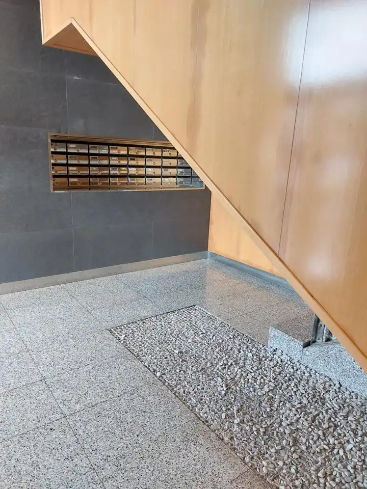 Piso en venta en Gijón  con Calefacción, Trastero y Amueblado