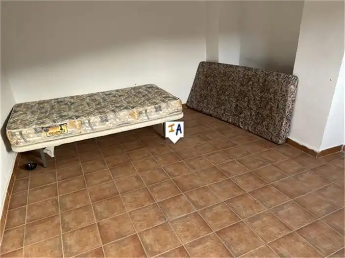 Country homes for sale in Algarinejo  with Internet