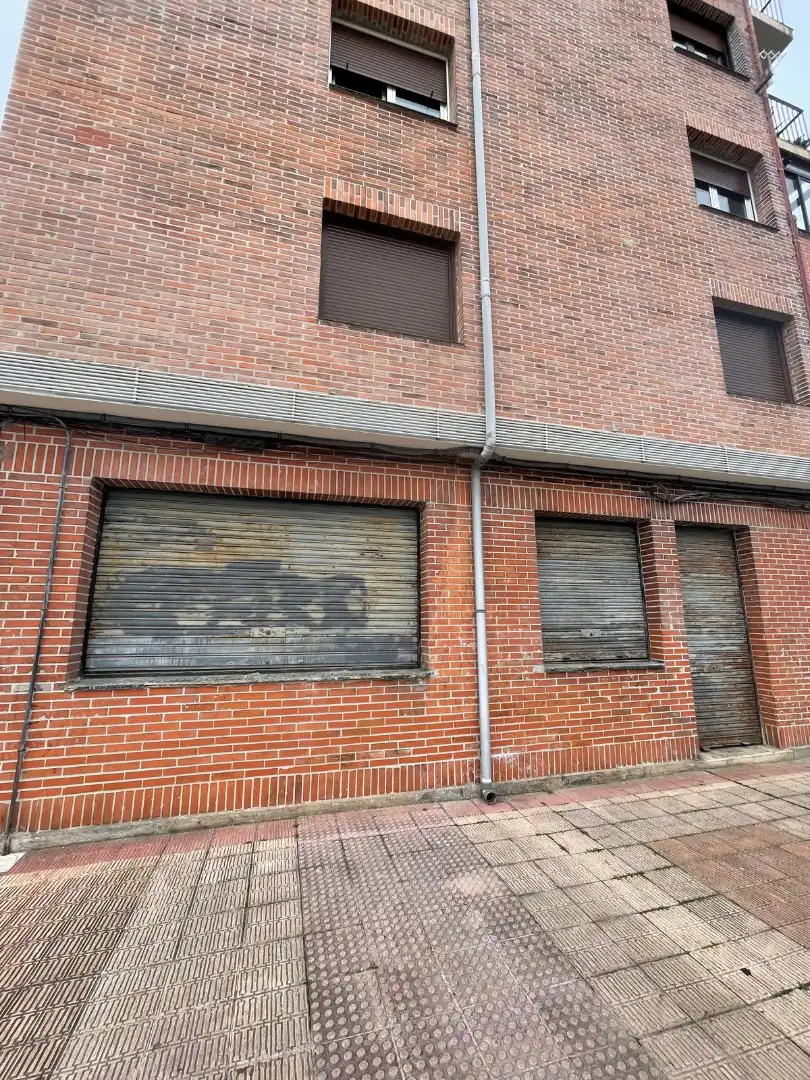 Vista exterior de Local en venta en Barakaldo 