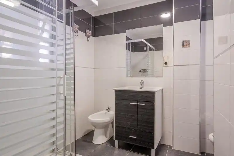 Baño de Piso en venta en Atarfe con Terraza y Amueblado
