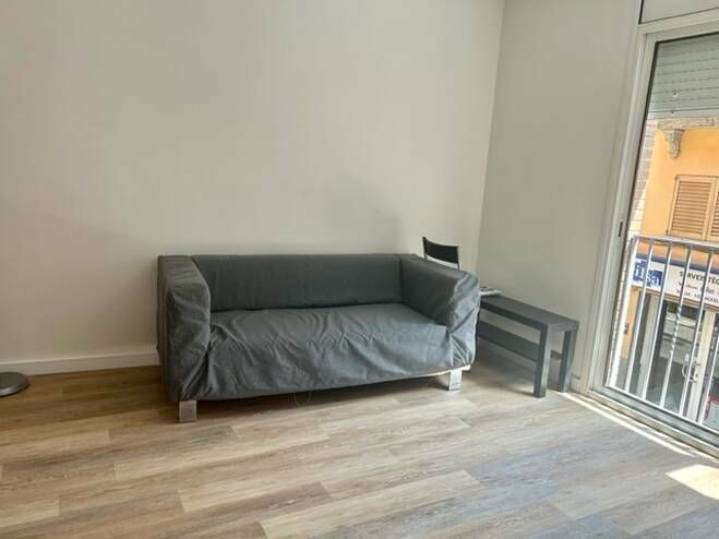 Habitación de Piso en venta en Girona Capital con Calefacción, Parquet y Amueblado