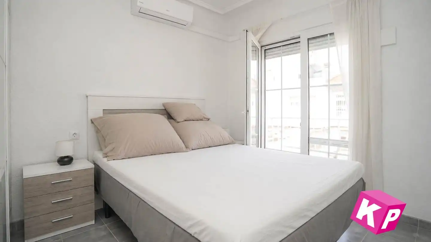 Habitación de Casa o chalet en venta en Santa Pola con Aire acondicionado, Terraza y Amueblado