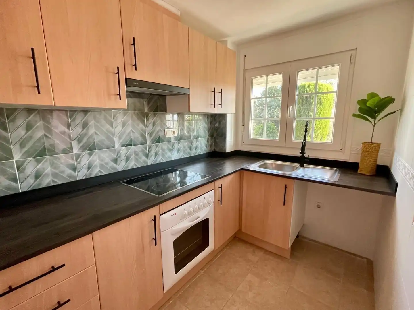 Kitchen of Duplexes for sale in Murcia  with Community pool