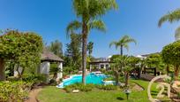 Jardí de Estudi en venda en Marbella amb Aire condicionat, Terrassa i Moblat