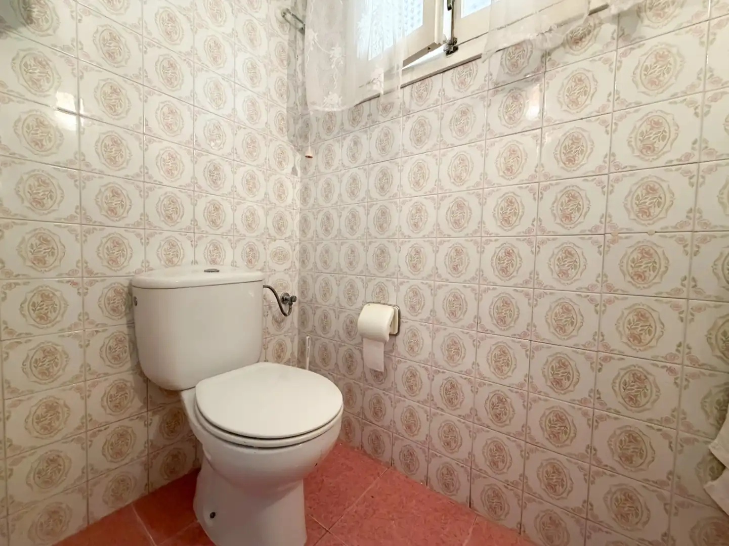 Bathroom of Apartments for sale in El Campello  with Air Conditioner and Balcony