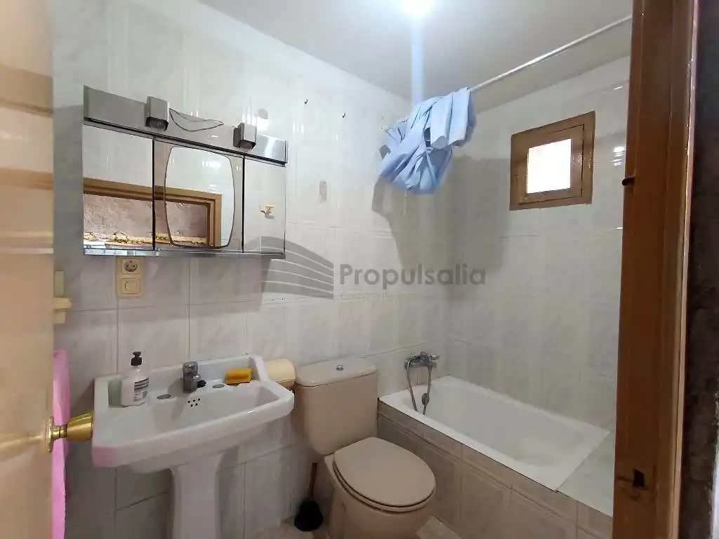 Baño de Finca rústica en venta en Lucena de Jalón