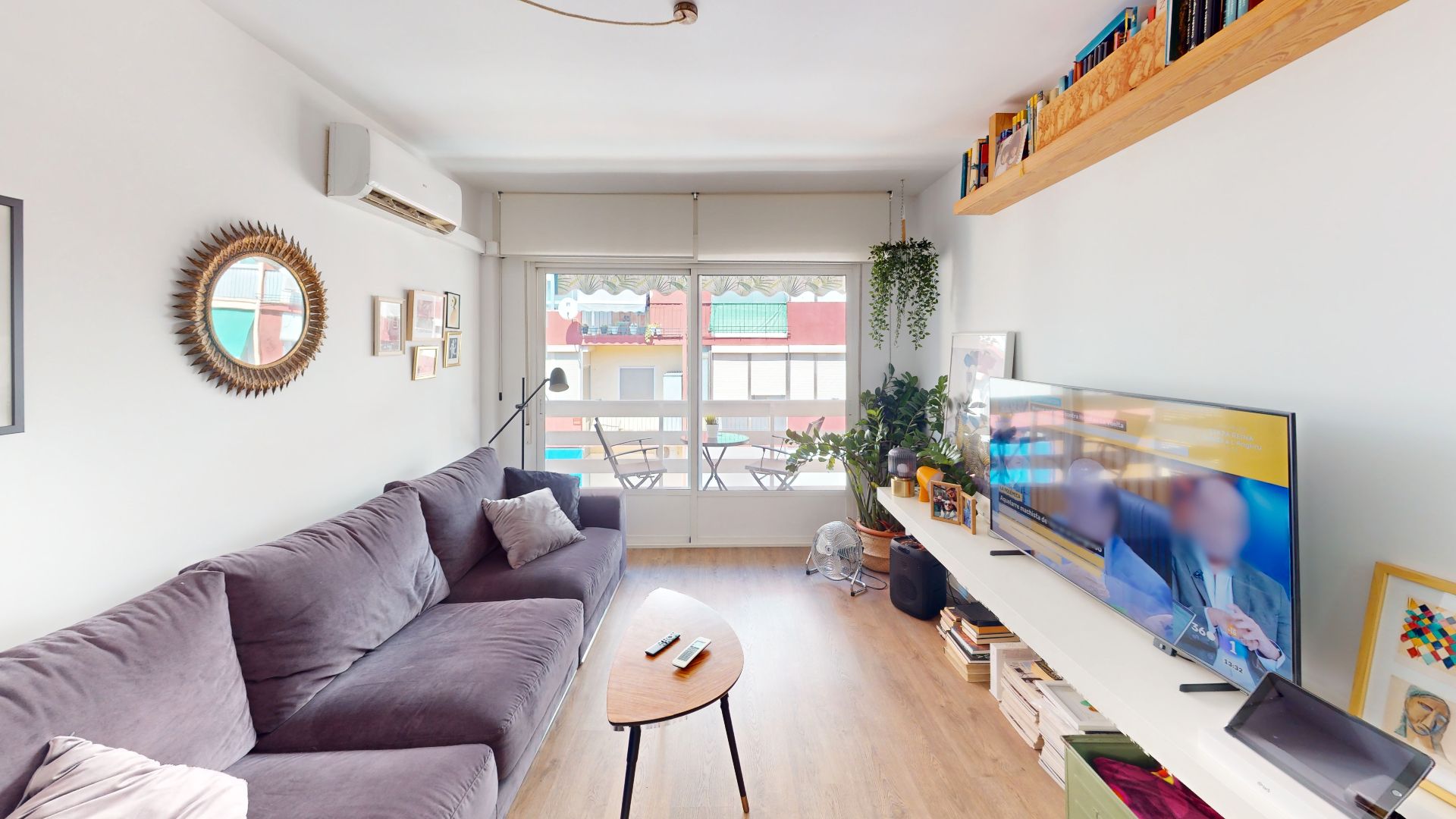 Living room of Flat for sale in Alicante / Alacant  with Air Conditioner, Furnished and Balcony
