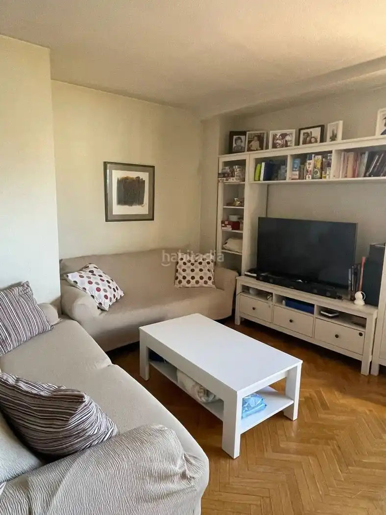 Penthouse with pool to rent in Calle Redecilla del Camino 9, imagen 13