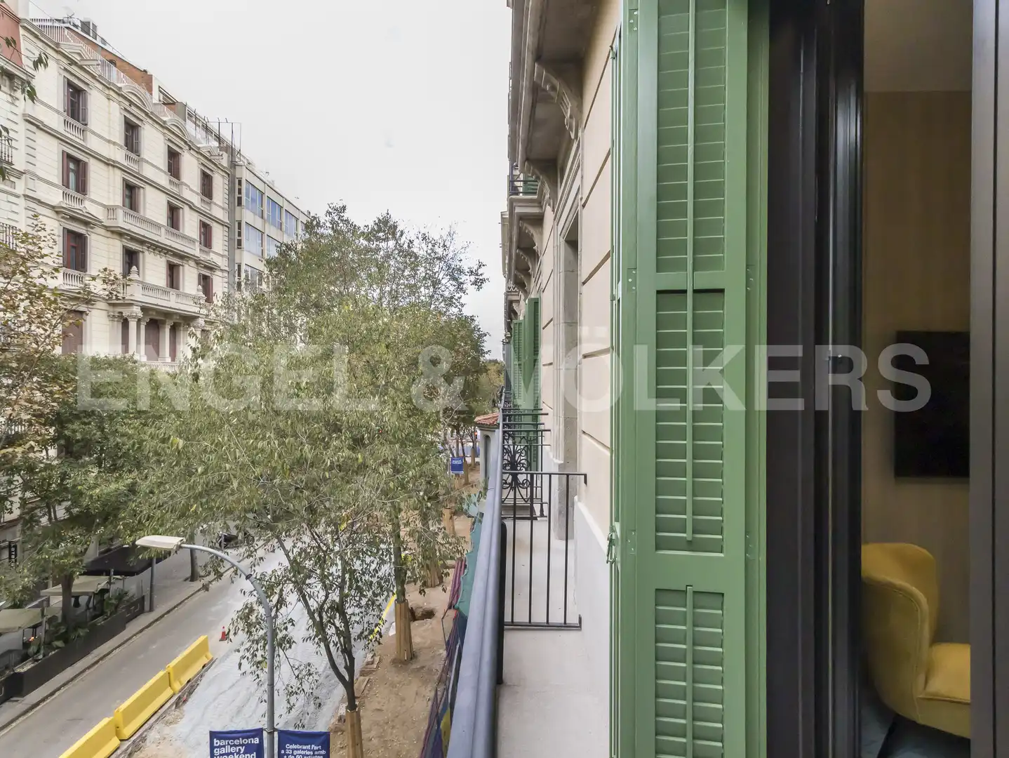 Exterior view of Flat for rent in Eixample