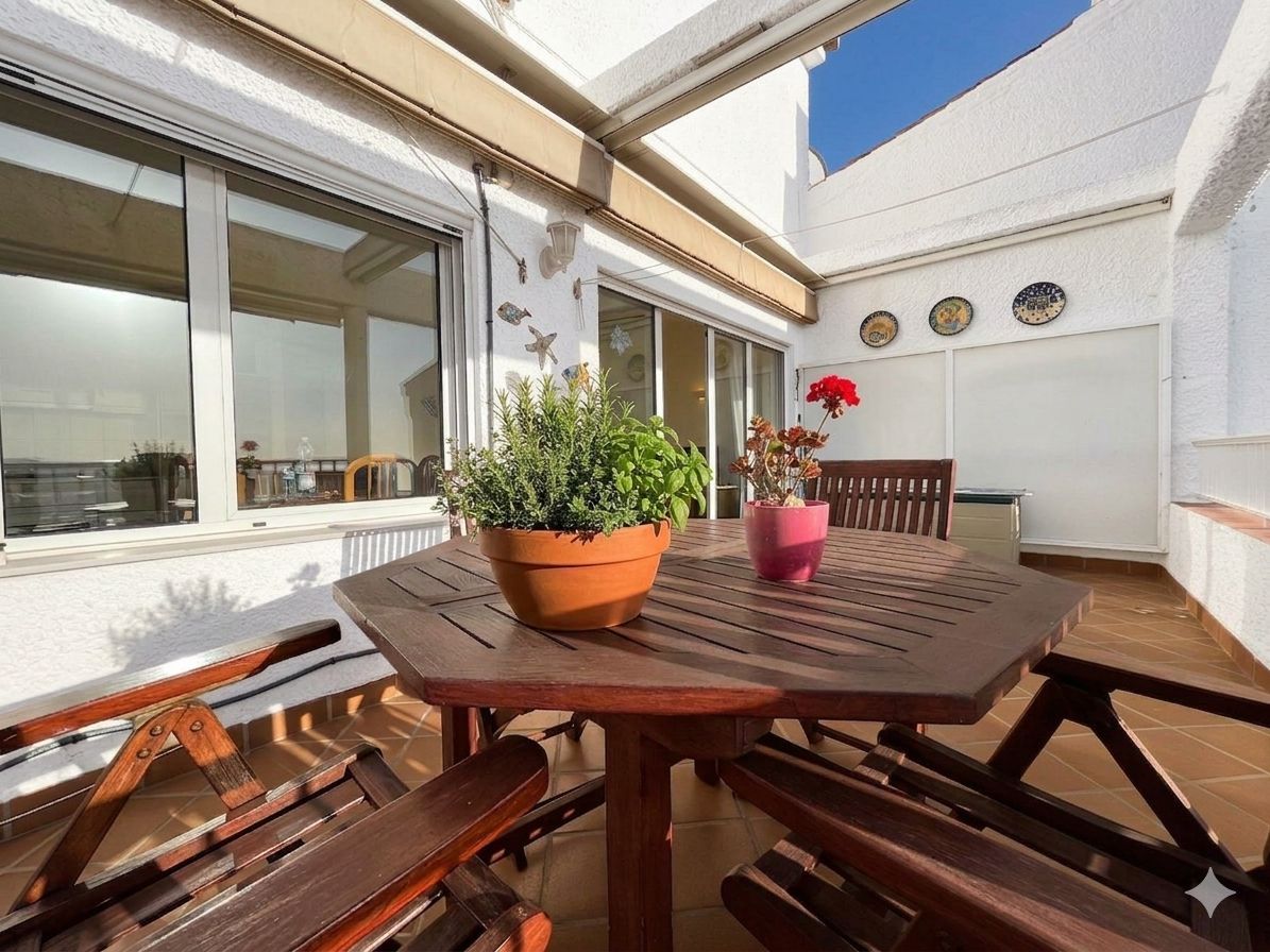 Terraza de Apartamento en venta en Almuñécar con Aire acondicionado