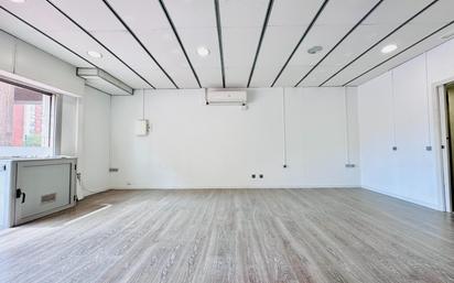 Premises to rent in Sabadell  with Air Conditioner