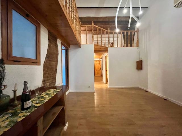 Piso en Venta en Carrer de Radas en El Poble Sec - Parc de Montjuïc