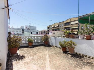 Casa amb balcó en venda a Crevillet - Pinar Alto