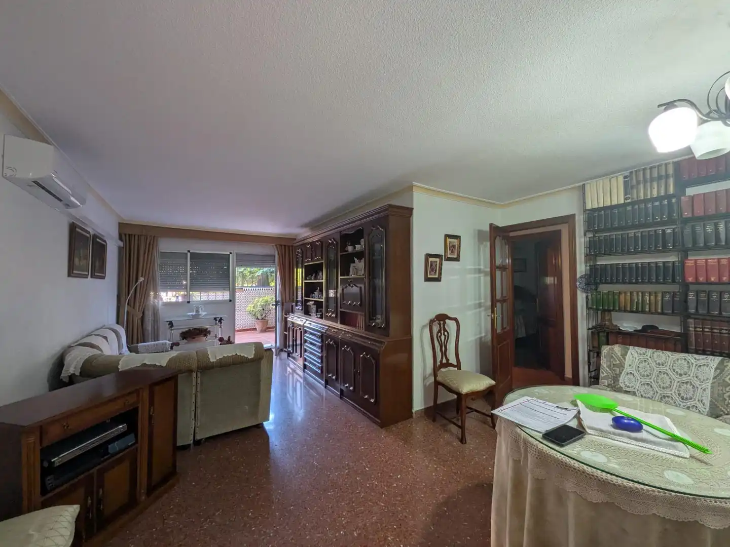 Living room of Flat for sale in Córdoba  with Air Conditioner and Terrace