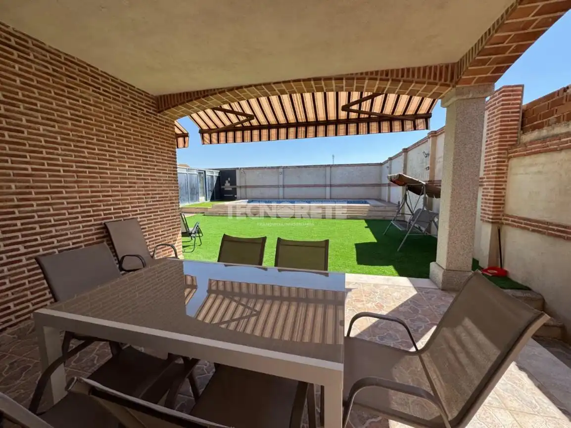 Terraza de Casa o chalet en venta en Cebolla con Aire acondicionado, Calefacción y Jardín privado