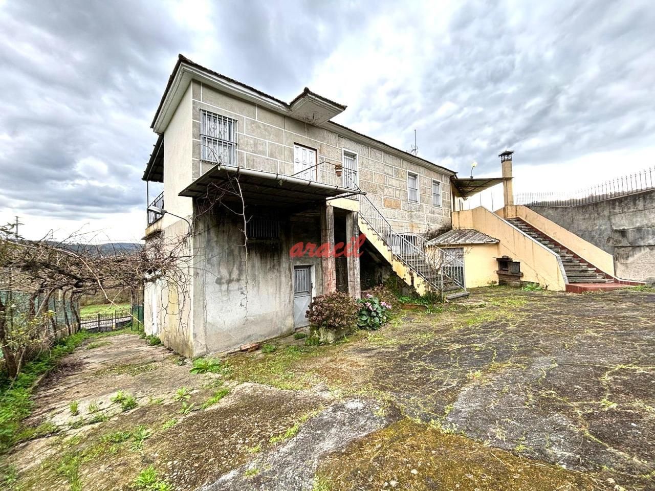Vista exterior de Casa o chalet en venta en Ourense Capital  con Calefacción, Jardín privado y Terraza