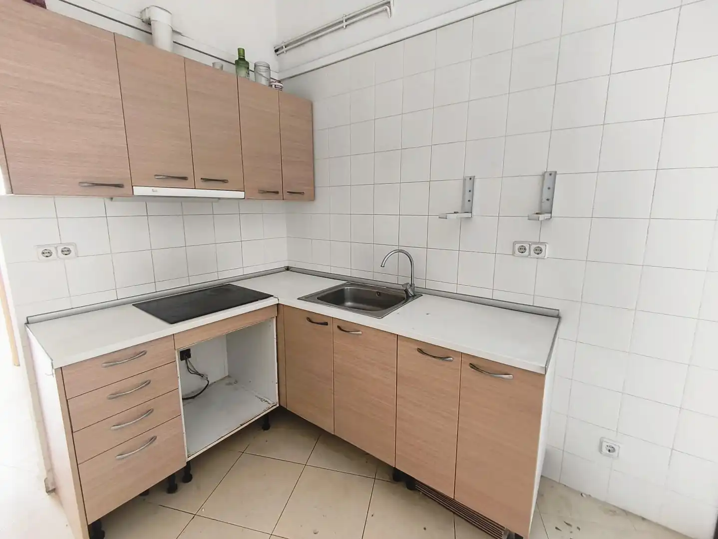 Kitchen of Flat for sale in Barcelona  with Parquet flooring, Terrace and Balcony