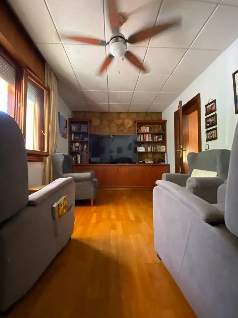 Sala de estar de Casa o chalet en venta en La Nucia con Aire acondicionado, Calefacción y Jardín privado