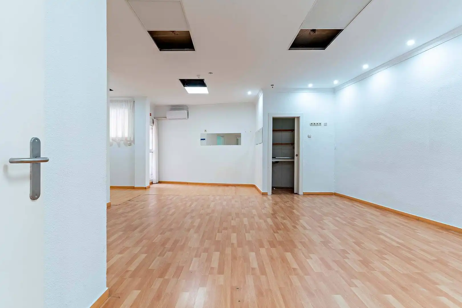 Gewerbefläche zum Verkauf in Calle de Berenguel, imagen 16