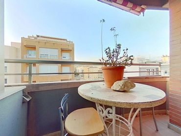 Appartement avec balcon à vendre à Avinguda del Carrer de la Mar