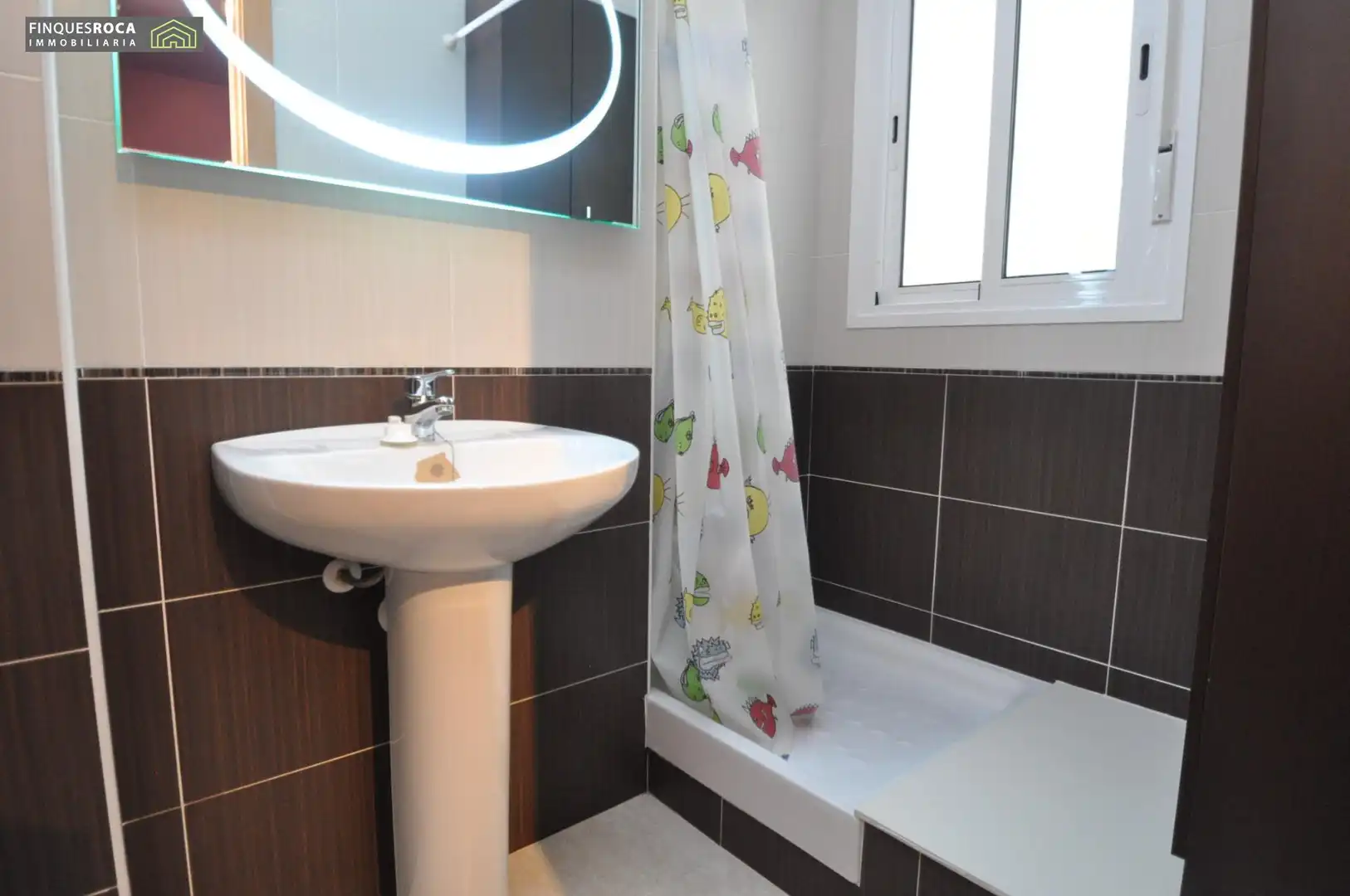 Baño de Planta baja en venta en La Ràpita con Aire acondicionado, Terraza y Amueblado