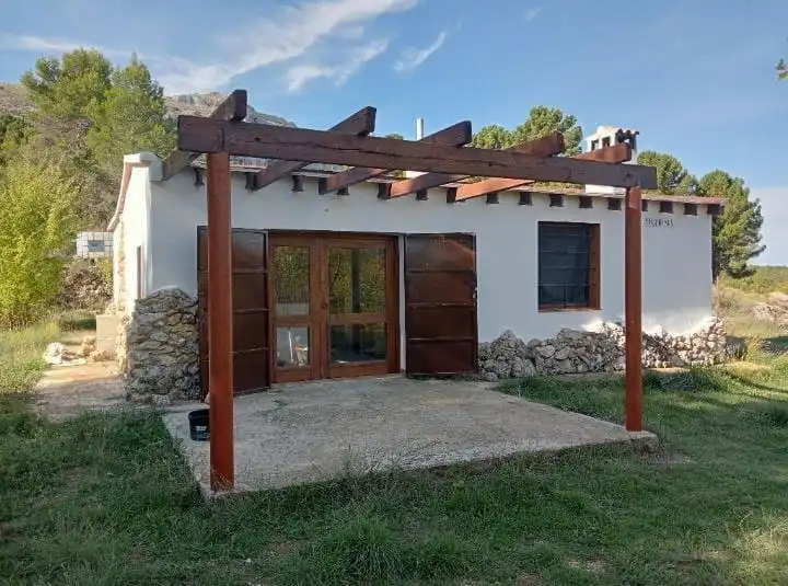 Vista exterior de Finca rústica en venda en Finestrat amb Terrassa