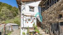Vista exterior de Casa o xalet en venda en Laviana amb Jardí privat, Parquet i Terrassa
