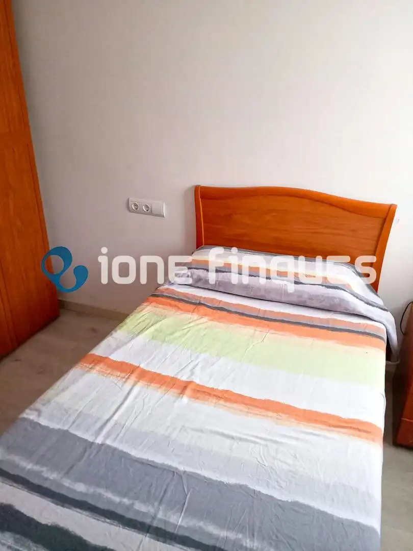 Bedroom of Flat for sale in Badalona  with Heating, Private garden and Balcony