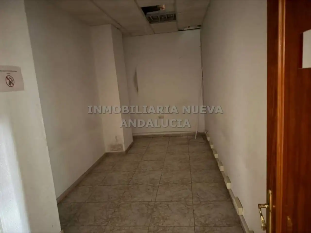 Local comercial de lloguer a Nueva Andalucía, imagen 24