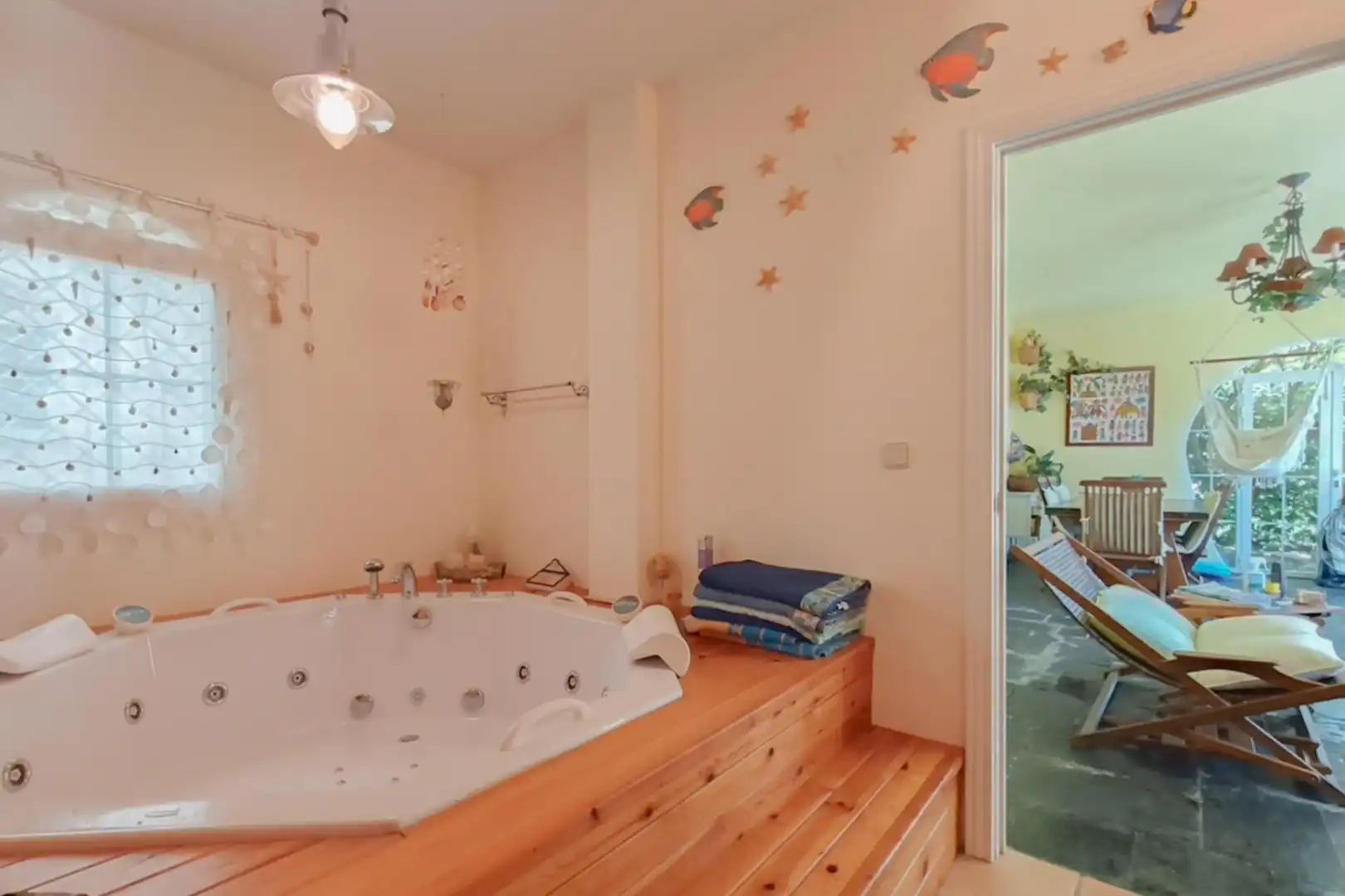 Badezimmer von Haus oder Chalet zum Verkauf in Torrelodones mit Heizung, Privatgarten und Terrasse