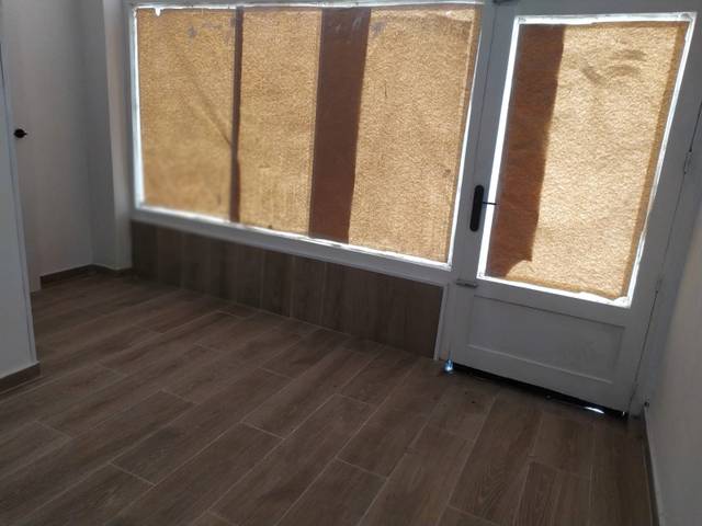 Local comercial en Alquiler en Pumarín