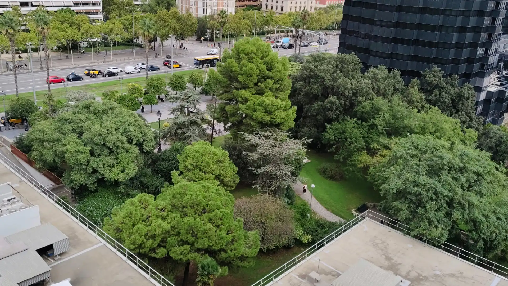 Vista exterior de Piso en venta en Barcelona con Calefacción, Parquet y Horno