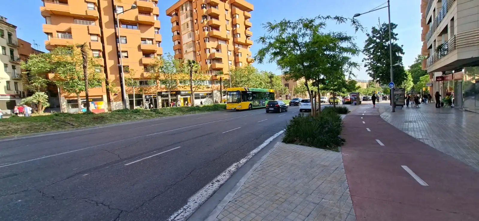 Piso en venta en Carrer Joan Baget, Instituts - Universitat