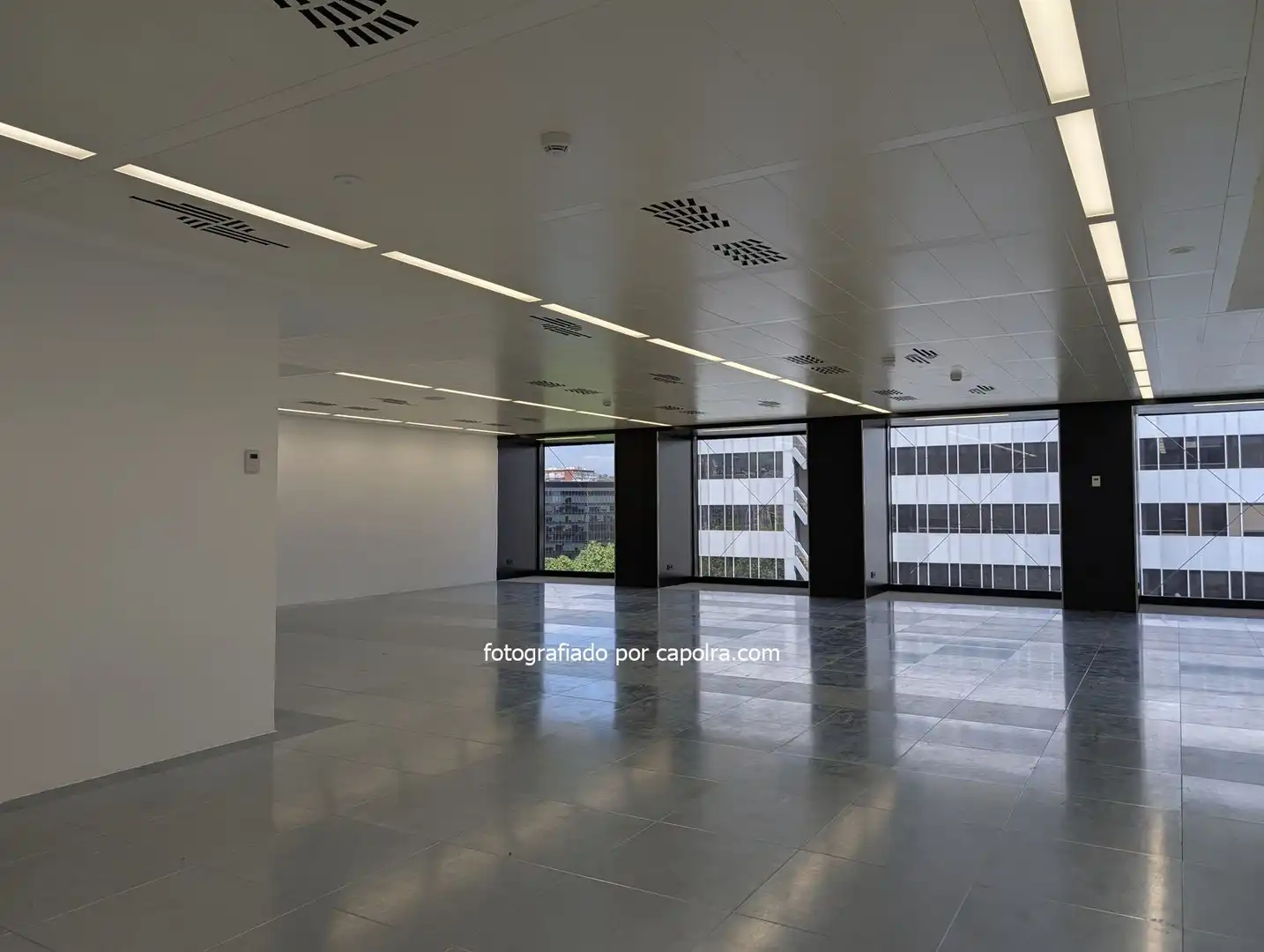 Büro zur Miete in Avenida Diagonal, Barri de les Corts