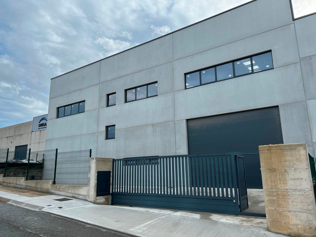 Vista exterior de Nau industrial de lloguer en Oroso
