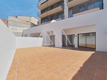 Baixos amb balcó en venda a Gorg - Progrés
