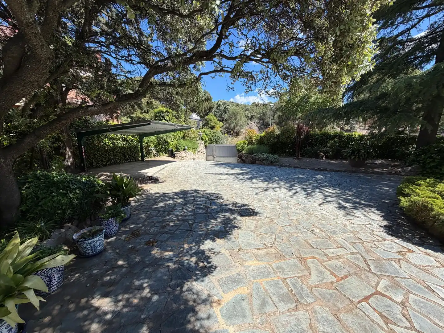 Vista exterior de Casa o chalet en venta en Torrelodones con Aire acondicionado, Calefacción y Jardín privado
