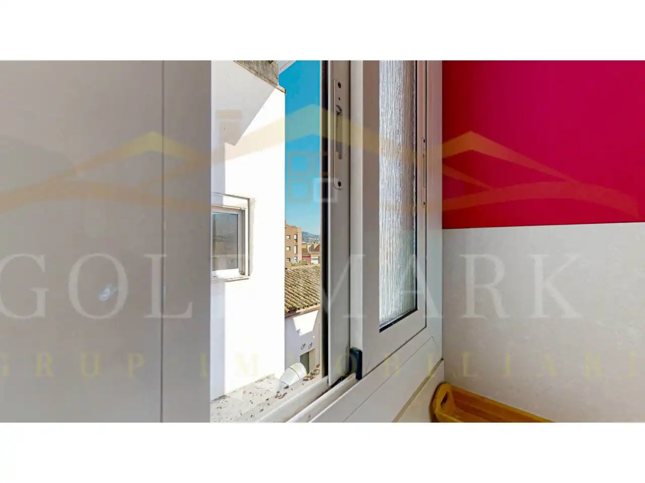 Habitación de Piso en venta en Sant Vicenç Dels Horts con Aire acondicionado, Calefacción y Parquet