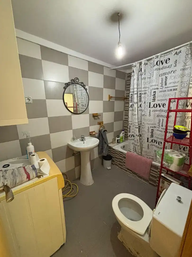 Badezimmer von Country house zum Verkauf in Viso del Marqués mit Balkon