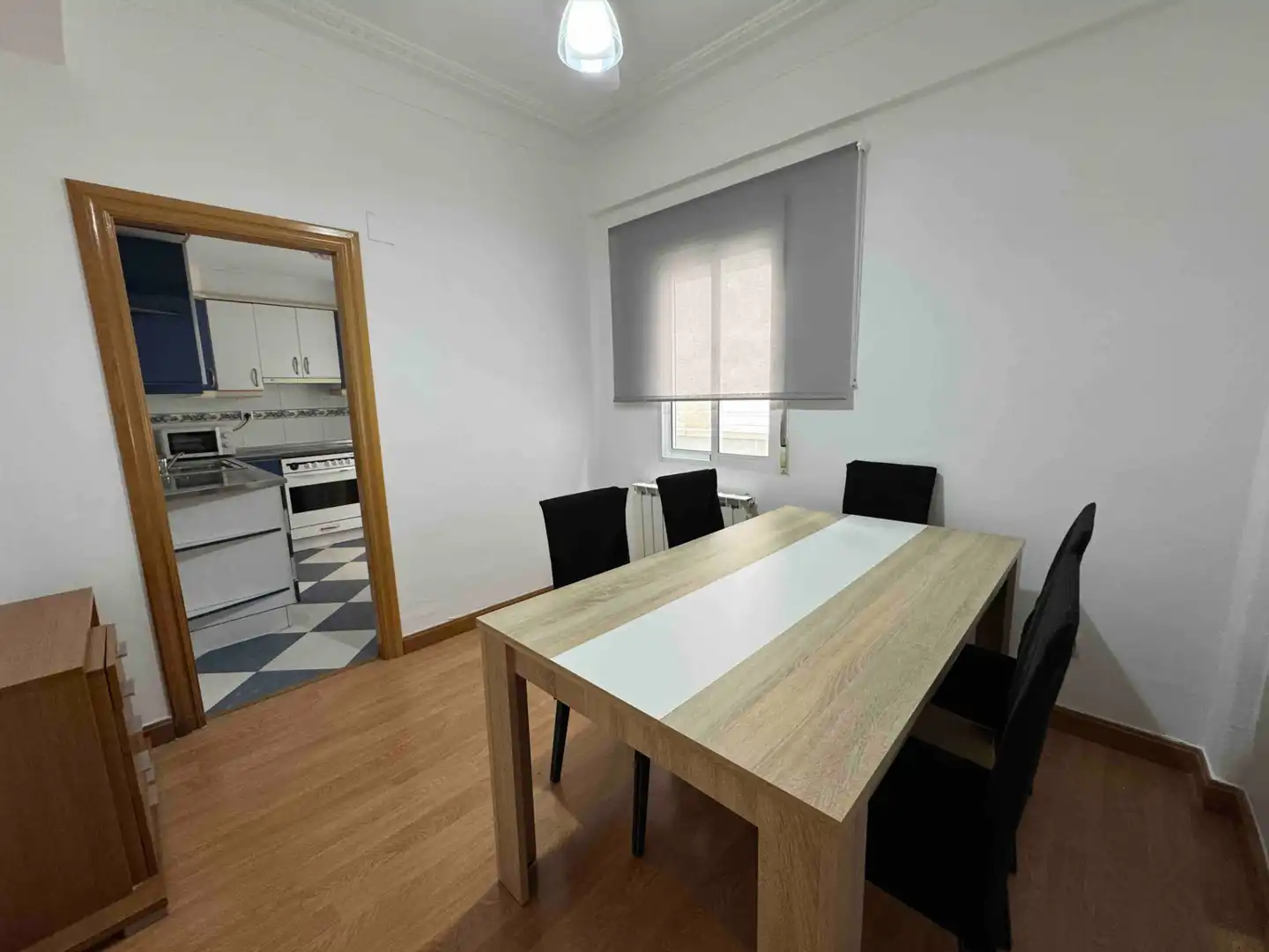 Comedor de Piso de alquiler en Zaragoza con Calefacción, Amueblado y Horno