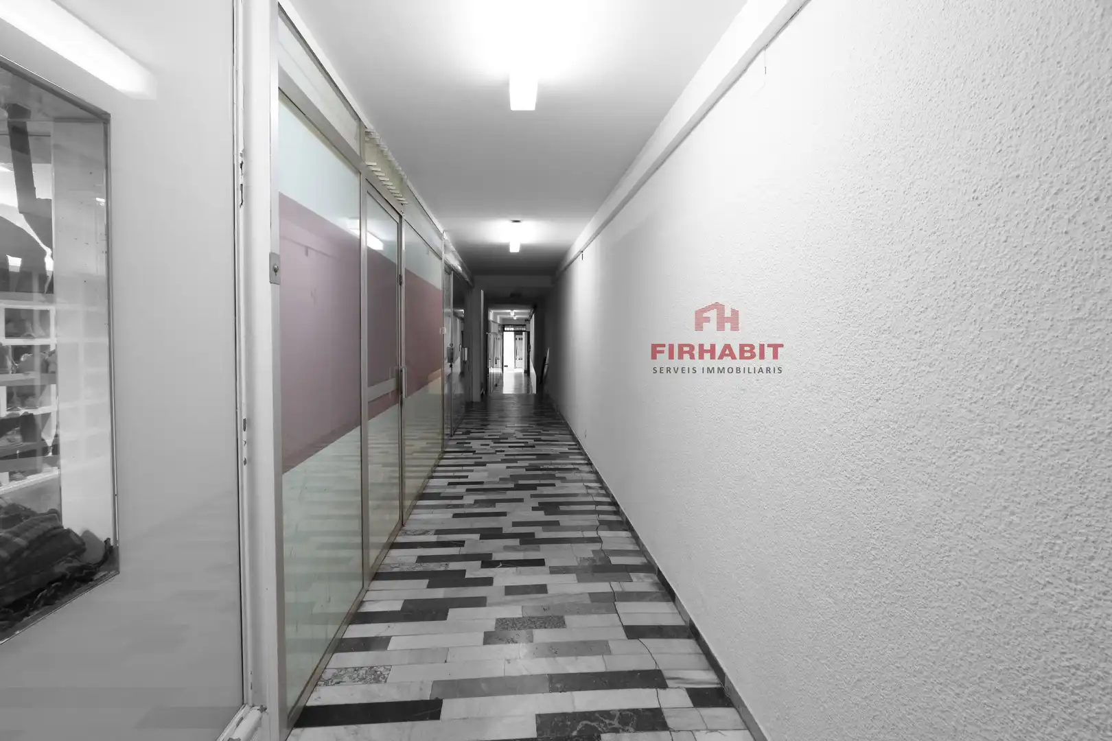 Business premises to rent in Plaça de l'Església, imagen 2