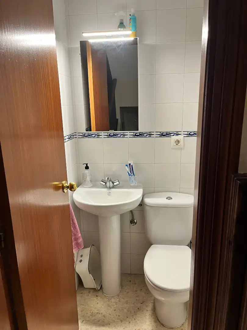 Baño de Casa adosada en venta en Algeciras con Jardín privado y Amueblado