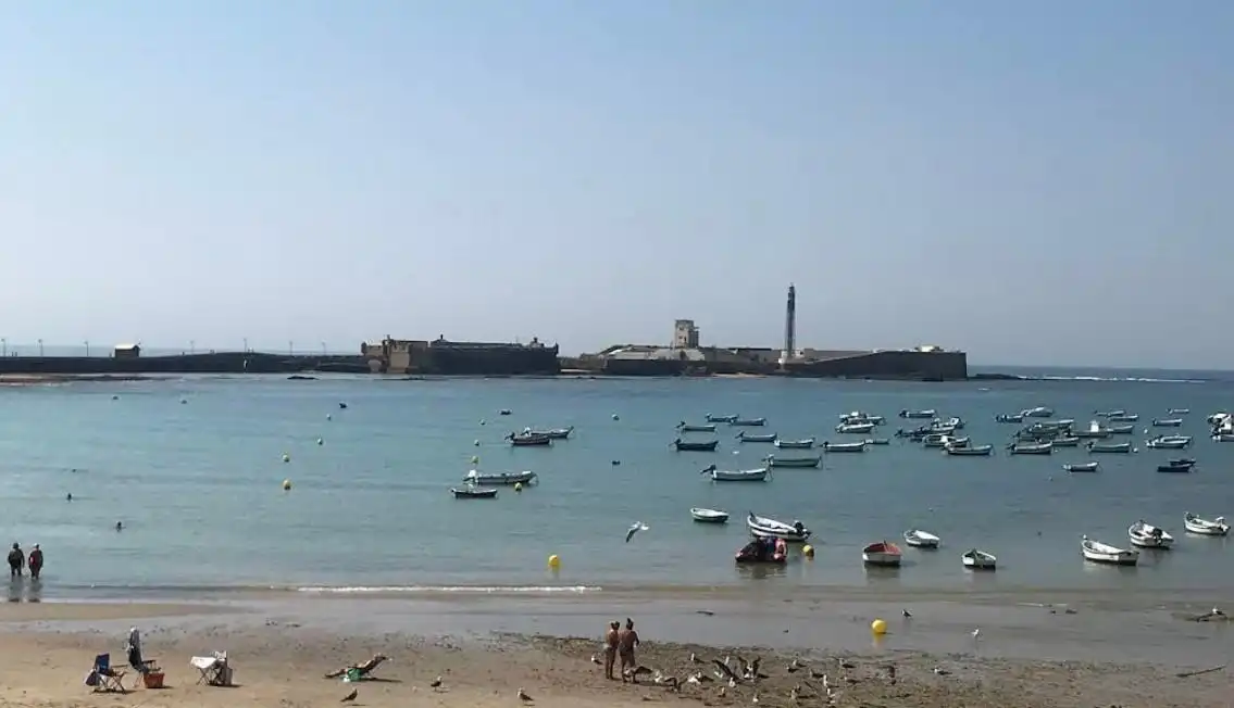 Vista exterior de Apartamento en venta en Cádiz con Aire acondicionado, Calefacción y Balcón