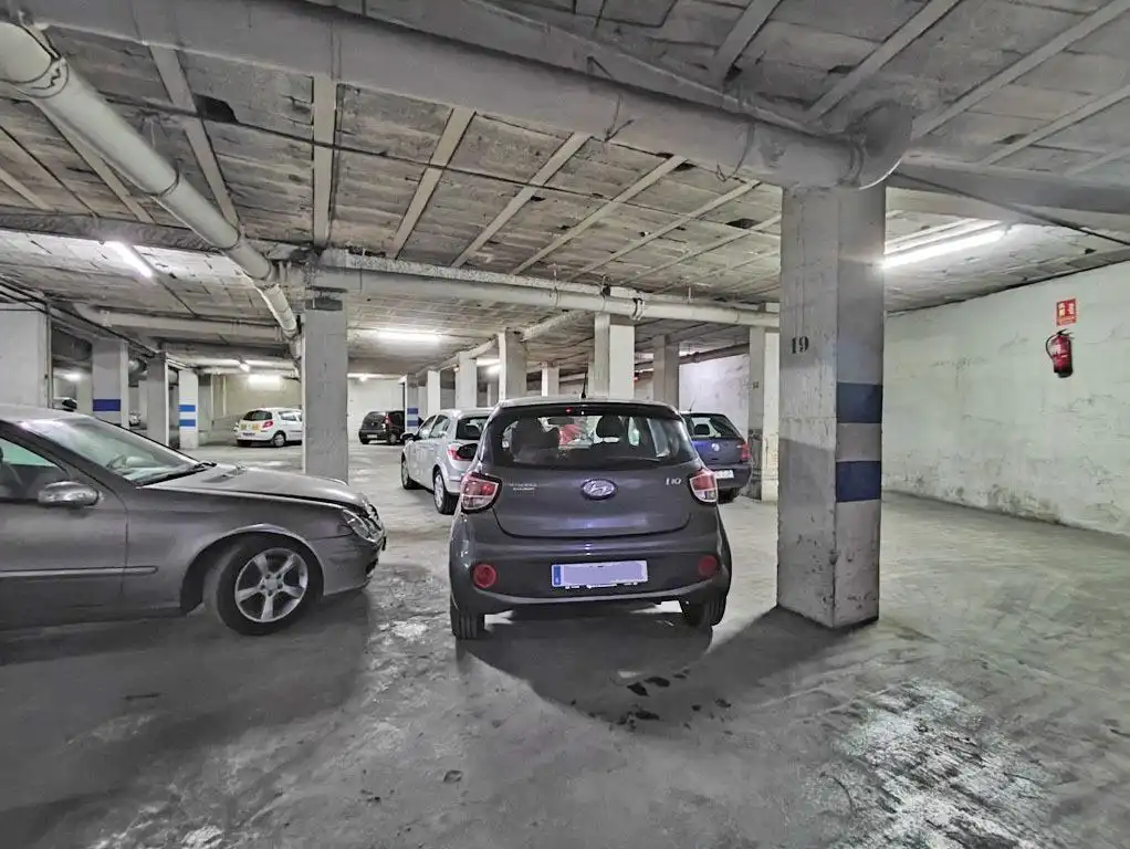 Parking of Garage for rent in Granada