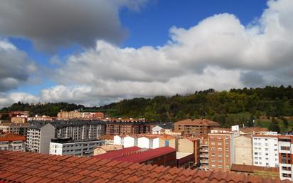 Vista exterior de Pis de lloguer en Burgos Capital amb Terrassa