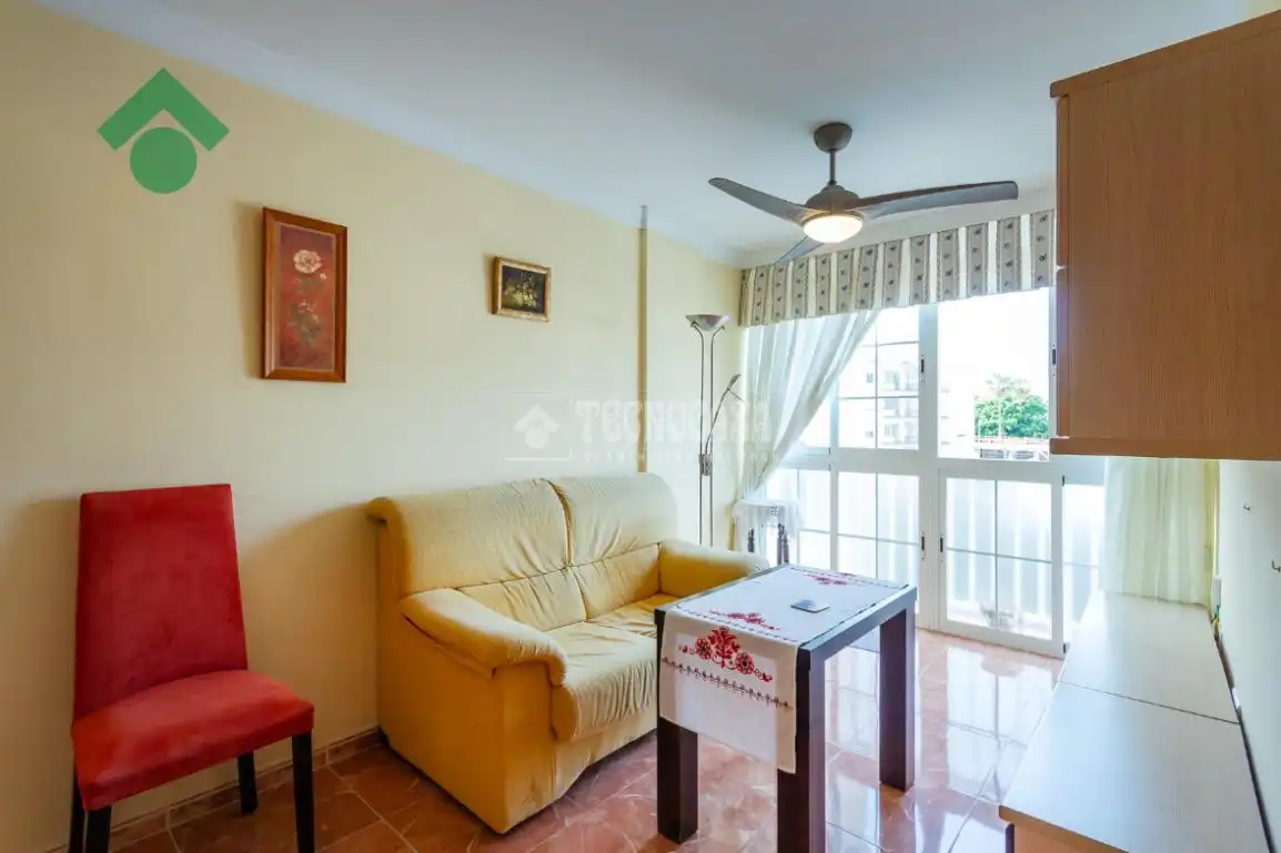 Sala de estar de Piso en venta en Nerja con Amueblado