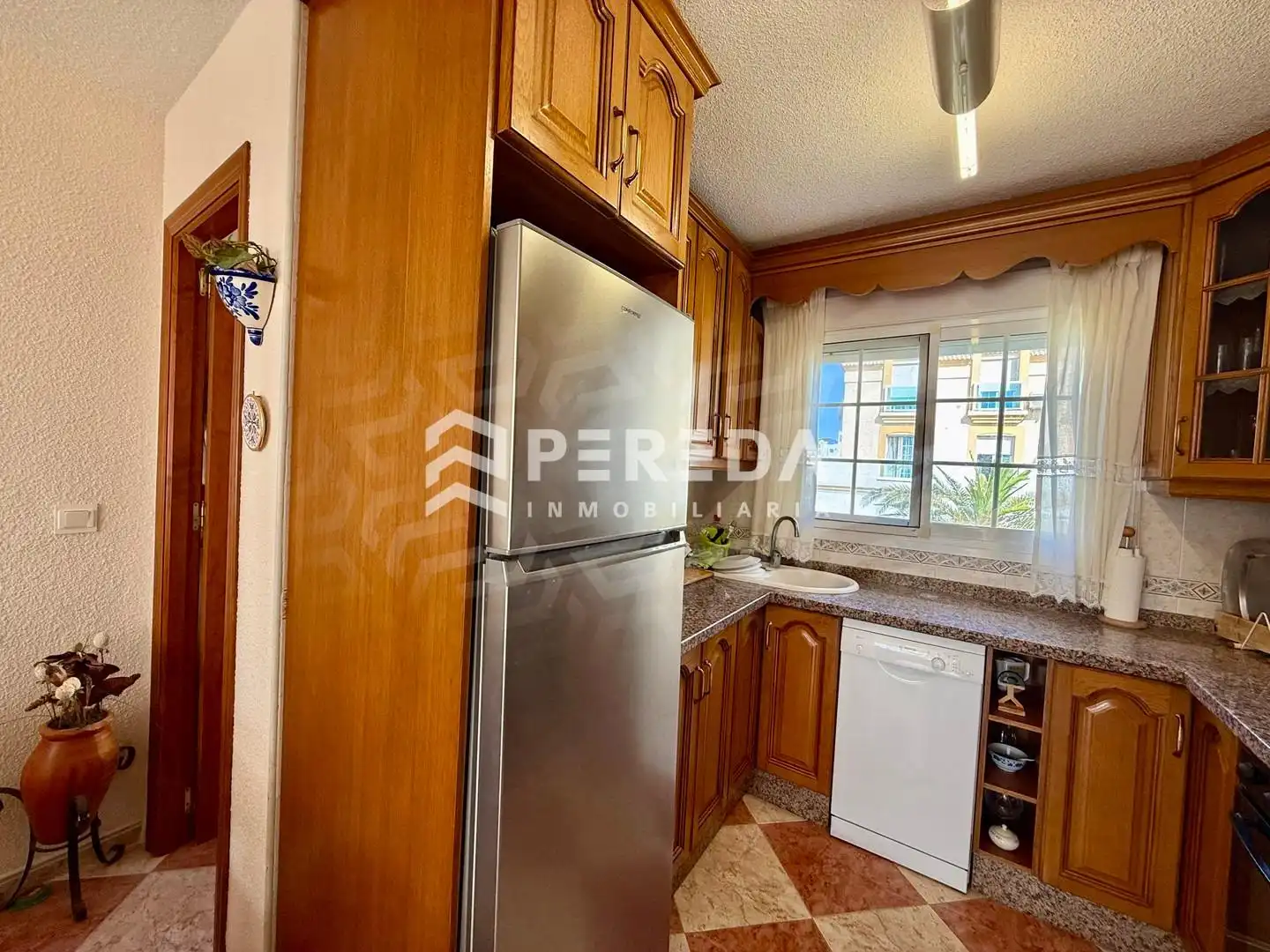 Kitchen of Houses for sale in Roquetas de Mar  with Terrace and Community pool