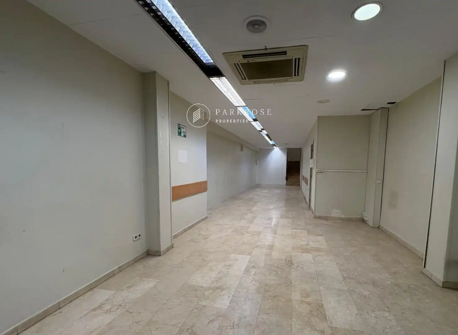 Commercial properties for rent in Barcelona  with Terrace